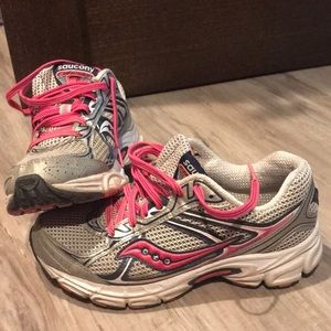 Saucony pink gray and navy shoes